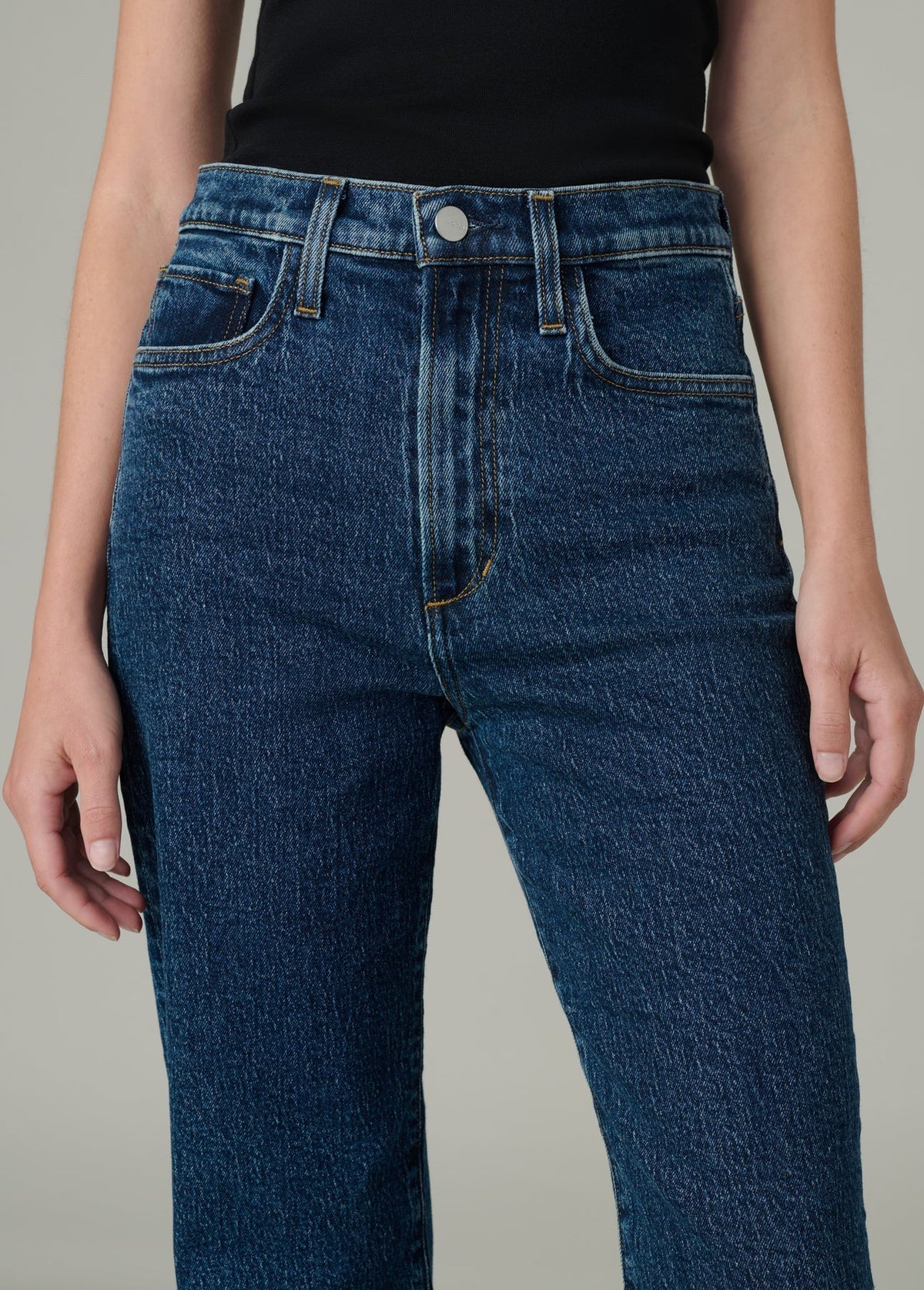 THE MARGOT PETITE