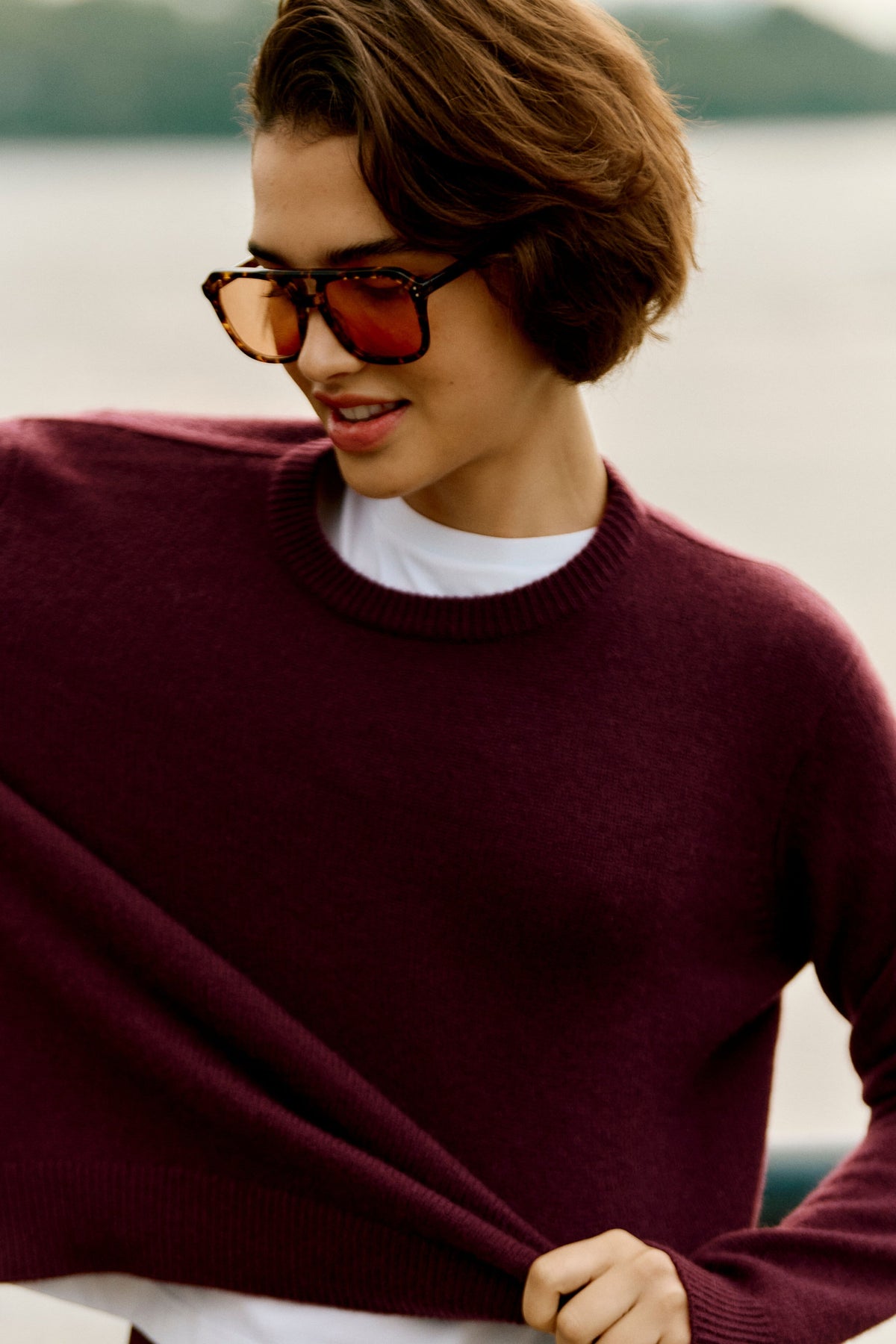 Winetasting Cashmere Bodie Boyfriend Crewneck