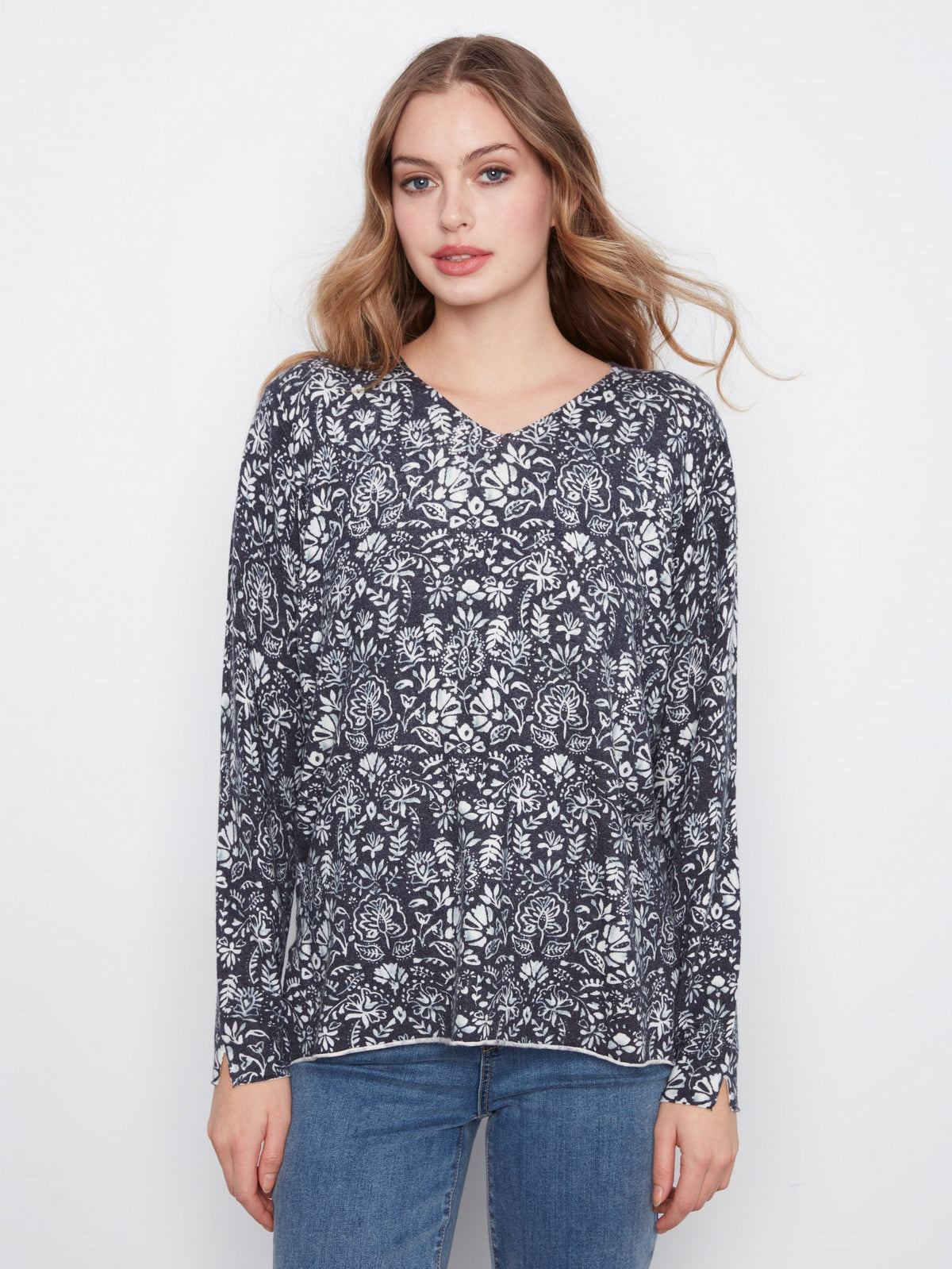 Printed V-Neck Sweater - Botanical