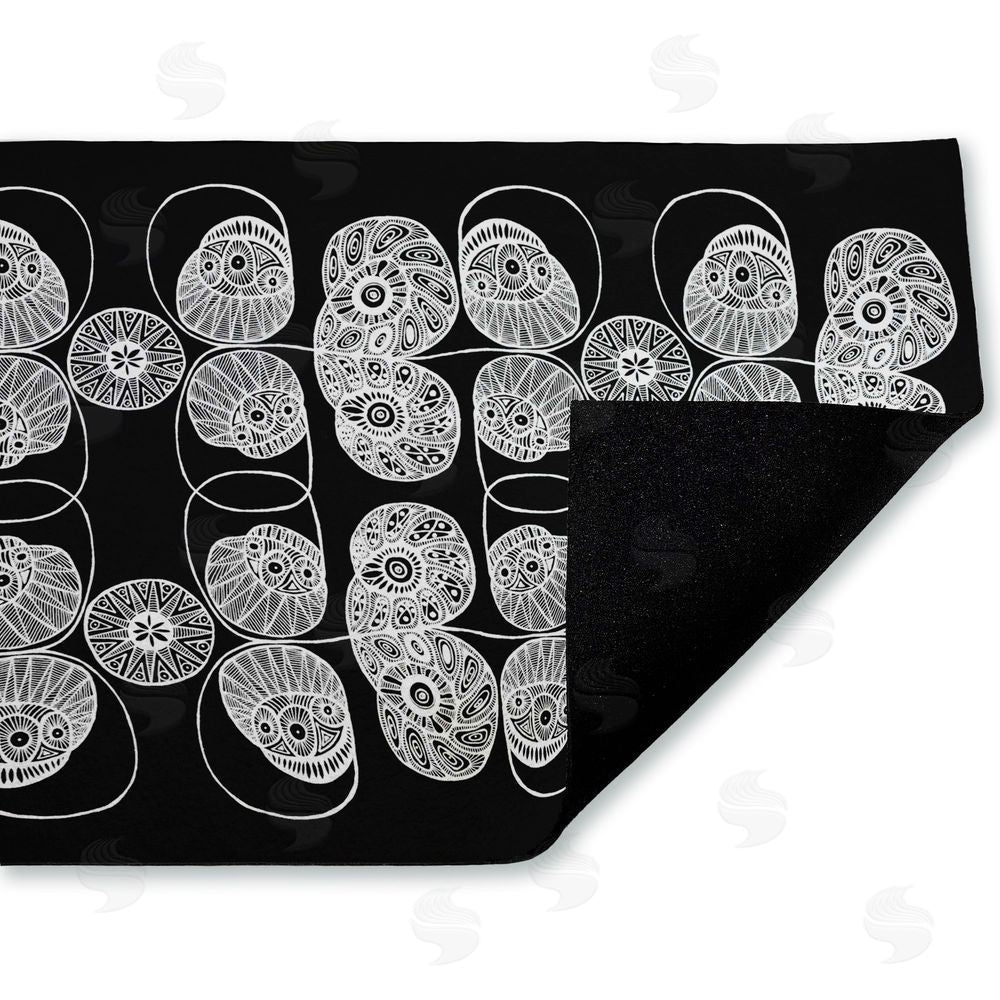El Perkin | Patterned Elemental Shapes Non-Woven Door Mat